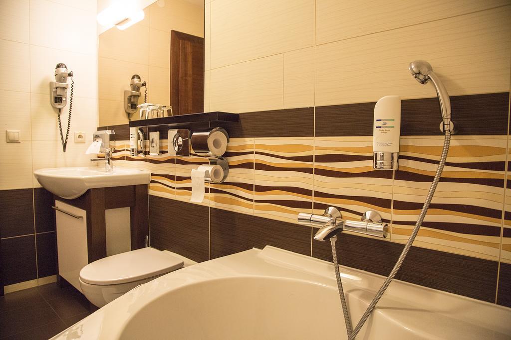 Franko Hotel Зволен Экстерьер фото